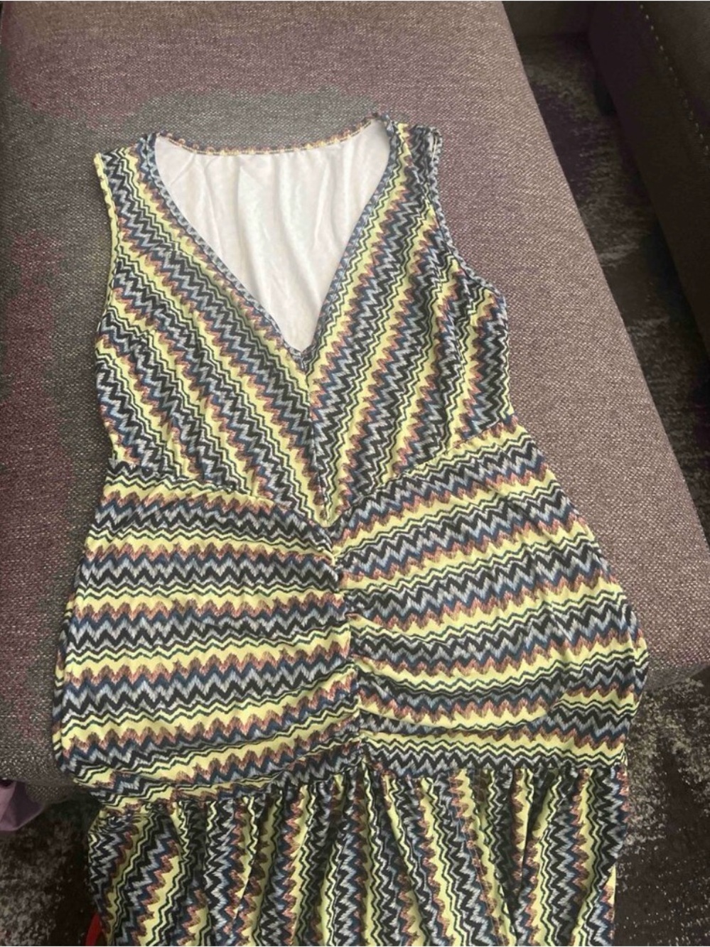 Zigzag Chevron V‑Neck Maxi Dress in Yellow, Navy & Cream